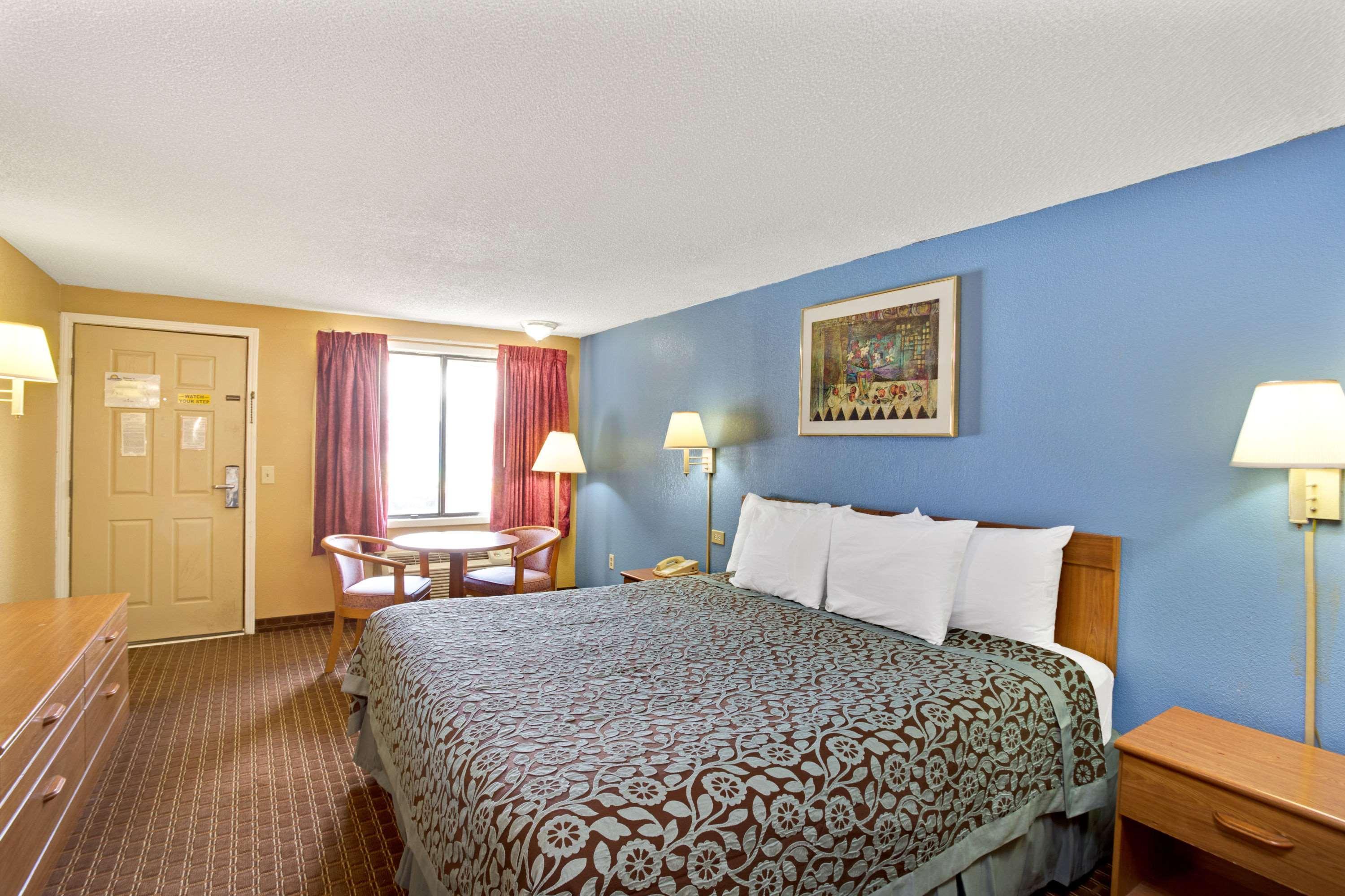 Days Inn By Wyndham Lawrenceville Kültér fotó